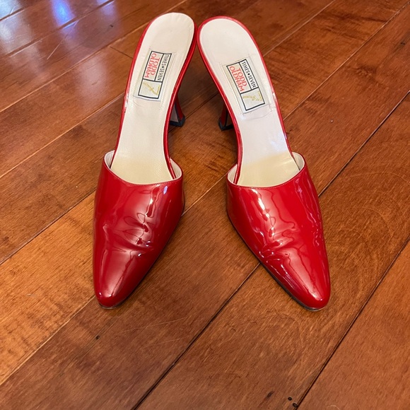 Todd Oldham Shoes - Todd Oldham Red Patent Leather Pointed-Toe Mules